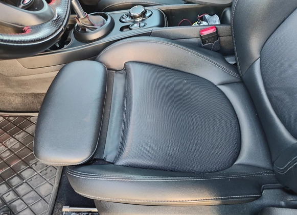 MINI Countryman cena 103500 przebieg: 82288, rok produkcji 2018 z Sucha Beskidzka małe 781